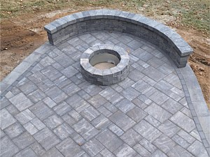 Outdoor Fireplaces & Fire Pit Kits